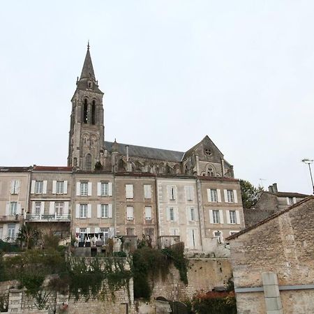 Le Petit Voyageur Apartamento Angoulême Exterior foto